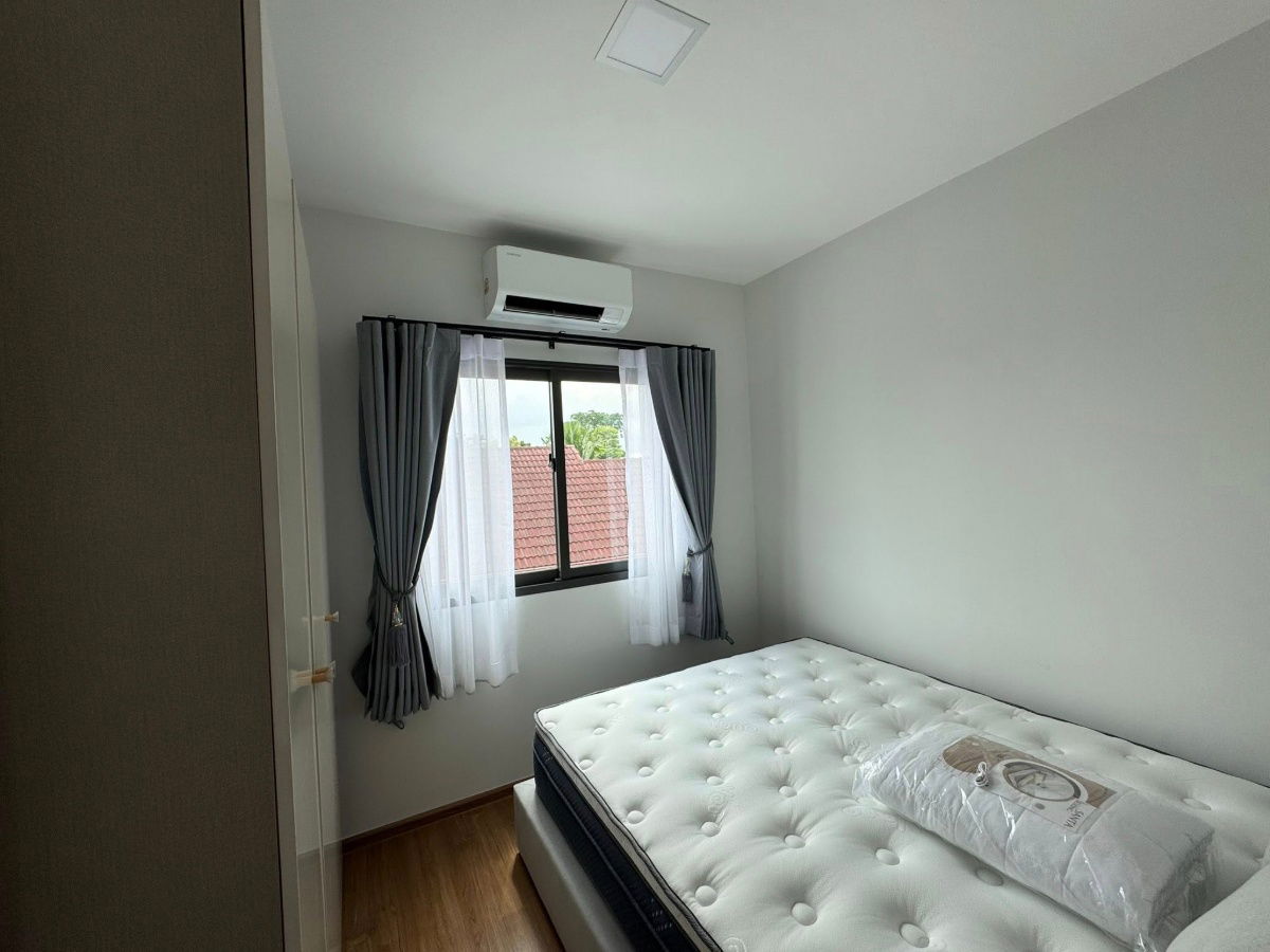picture 🏡 Townhome for rent 📍 Next to Mega Bangna 💰 Rent 37,000 baht/month  - 12/19