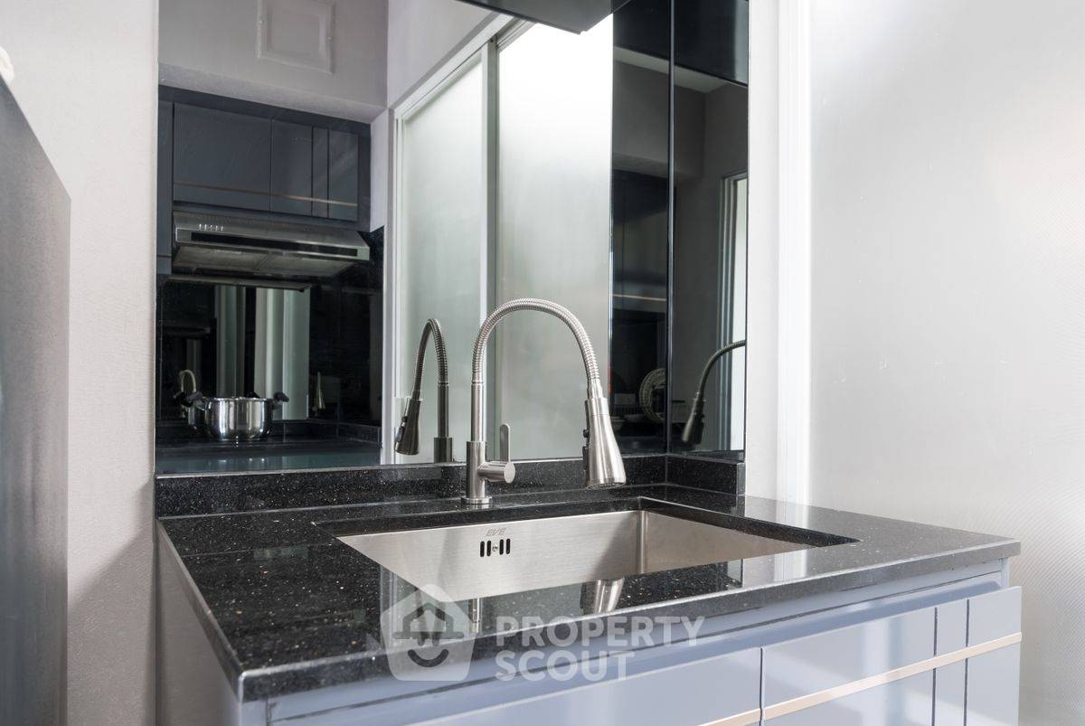picture 1-BR Condo at Lumpini Place Rama 9–Ratchada near MRT Phra Ram 9 (ID 2308502) - 22/32