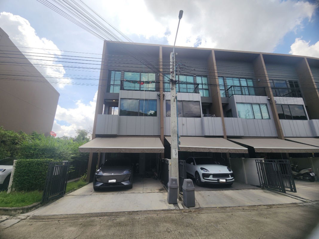 รูป Rare Corner Unit!! บ้านกลางเมือง ราชพฤกษ์ – แบนรค์ AP  ทาวน์โฮม 3 ชั้น หลังมุมตรงข้าม Central Westville แต่งครบ บิ้วอินทั้งหลัง - รูปที่ 2/11