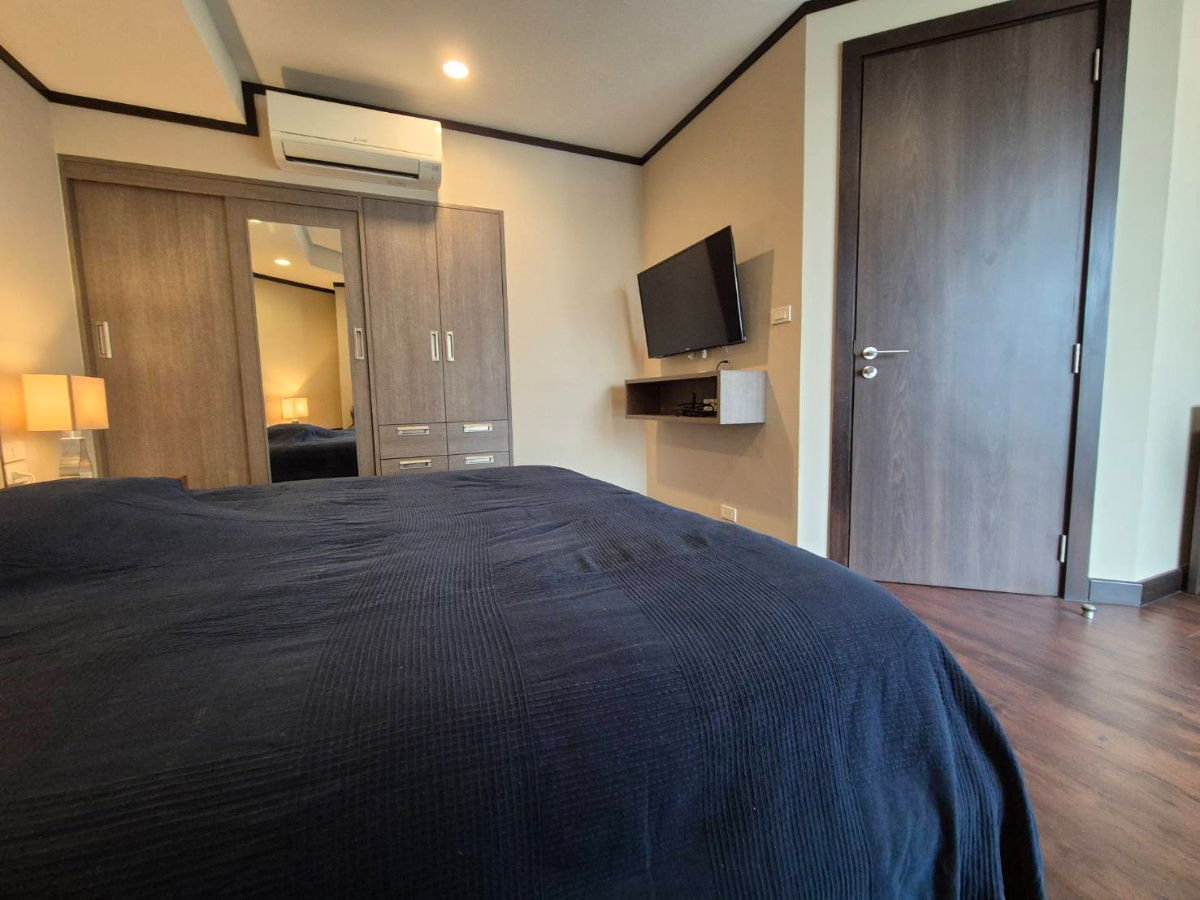 รูป ขาย คอนโด ใจกลางสุขุมวิท 2 ห้องนอน  ห้องกว้าง พร้อมระเบียง ตกแต่งครบ ใส่ใจทุกรายละเอียด  - รูปที่ 11/21