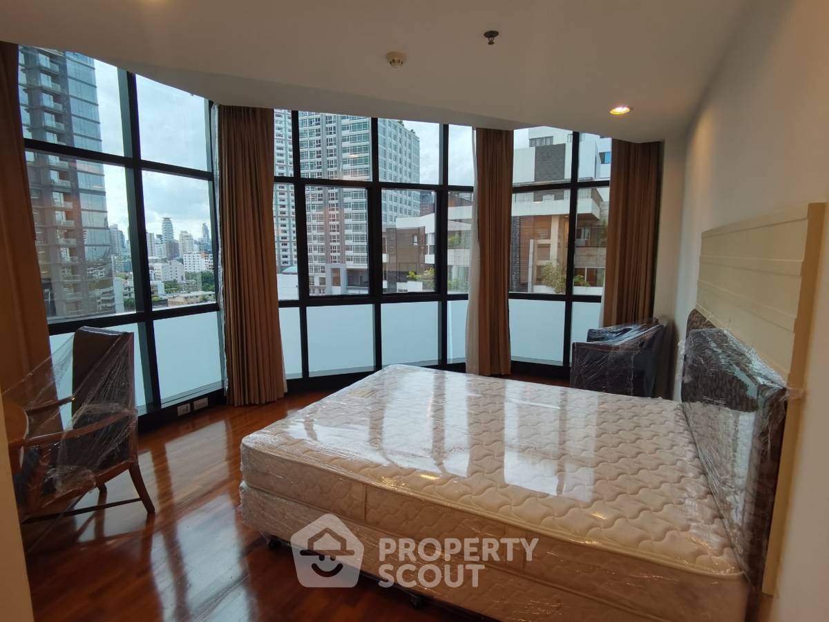 picture 3-BR Condo at Shanti Sadan near BTS Thong Lor (ID 515576) - 11/14