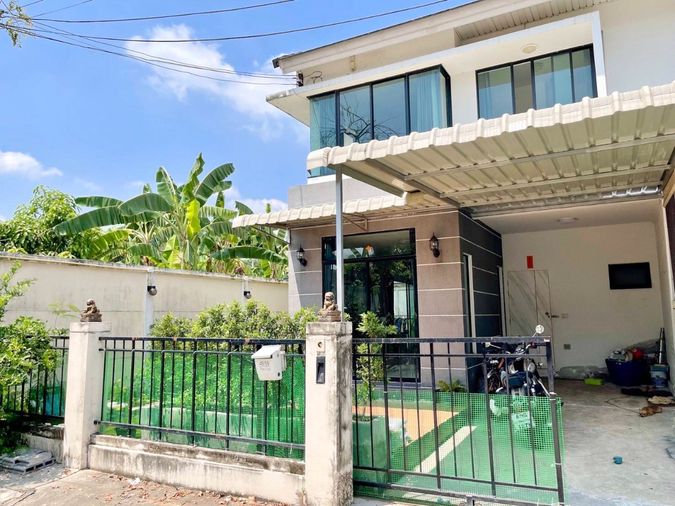 3-bed townhouse for sale, 112 sqm, 31.7 sq wah, The Villa Ramkhamhaeng - Suvarnabhumi