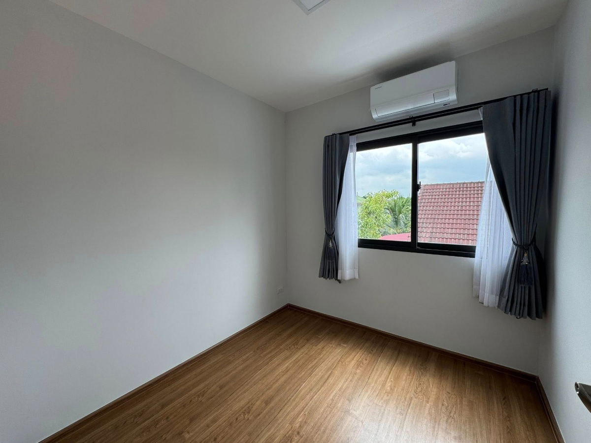 รูป  W3686 ให้เช่า ทาวน์โฮม Pleno สุขุมวิท–บางนา 2 บ้านใหม่ แต่งสวย พร้อมอยู่ มีสวนหลังบ้าน รับแสงธรรมชาติเต็มที่! - รูปที่ 11/20