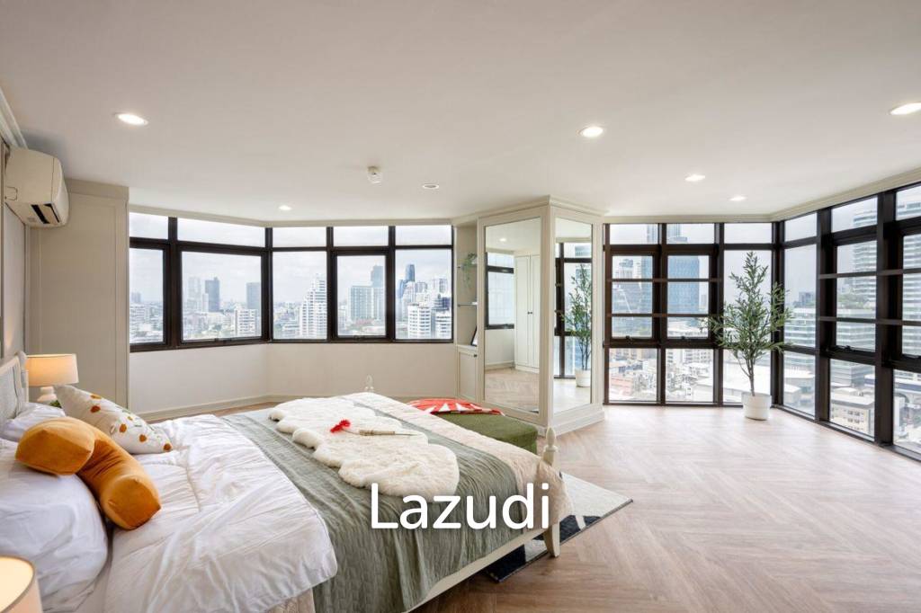 รูป Luxurious 3-Bedroom  212 SQ.M. The Waterford Park Sukhumvit 53 - รูปที่ 24/36