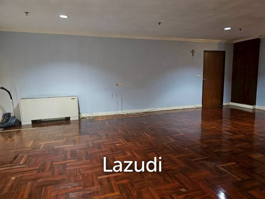 picture 3 Bedroom 4 Bathroom 195 Sq.m Baan Prompong - 9/17