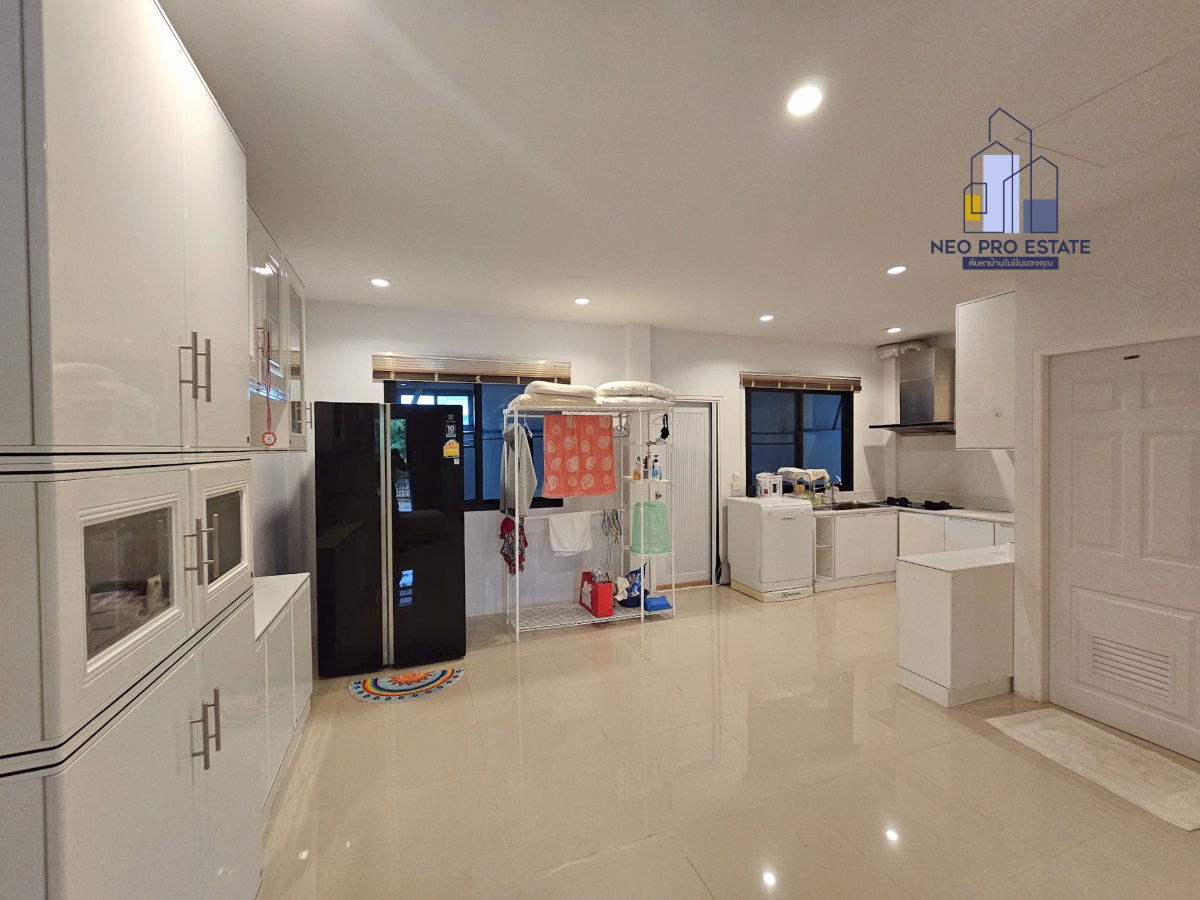 picture Home Office for Rent in Khon Kaen – V Pram Project, Ban Pet Subdistrict, Only 1 km from Khon Kaen Airport, with Over 150 Shared Parking Spaces  - 4/13