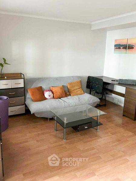 picture 1-BR Condo at Lumpini Ville Cultural Center near MRT Huai Khwang (ID 2308562) - 6/20