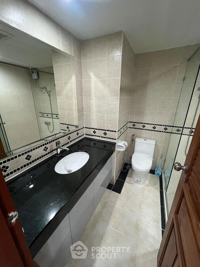 picture 3-BR Condo at Royal Hill Resort Condominium close to Pattaya South (ID 2310390) - 15/20