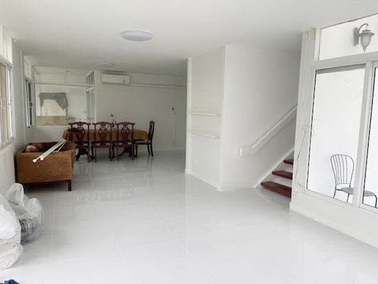 picture FOR RENT DETACHED HOUSE LADPRAO 107 / 3 bedrooms 3 bathrooms / 80 Sqw. 250 Sqm. **35,000** CLOSE TO THE MALL BANGKAPI - 2/15