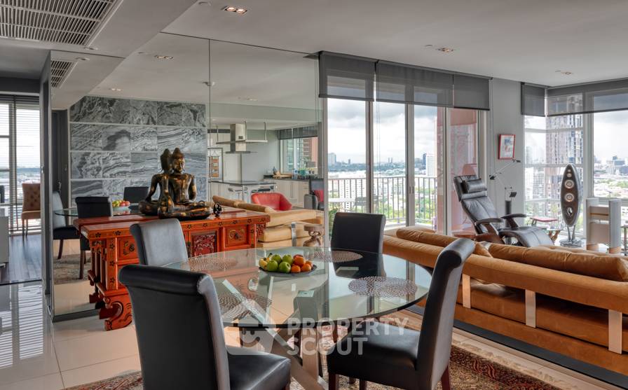 picture 3-BR Condo at Fullerton Sukhumvit near BTS Ekkamai (ID 772351) - 23/26
