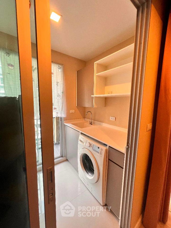 picture 1-BR Condo at Metroluxe Rama 4 near BTS Ekkamai (ID 1528770) - 11/21