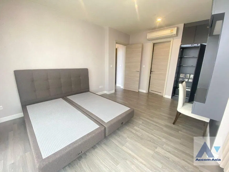picture 🔼🔽 AccomA 📩 The Room Sathorn Pan Road - 4/7