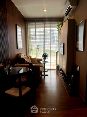 Condos for sale : 1-BR Condo at Q Prasarnmit near MRT Phetchaburi (ID 2100972)