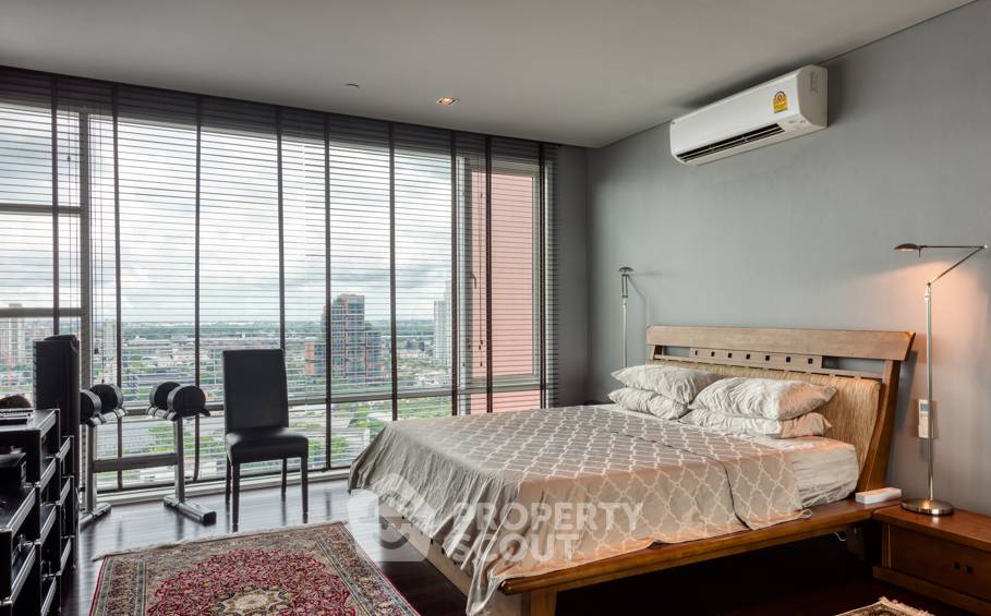 picture 3-BR Condo at Fullerton Sukhumvit near BTS Ekkamai (ID 772351) - 11/26