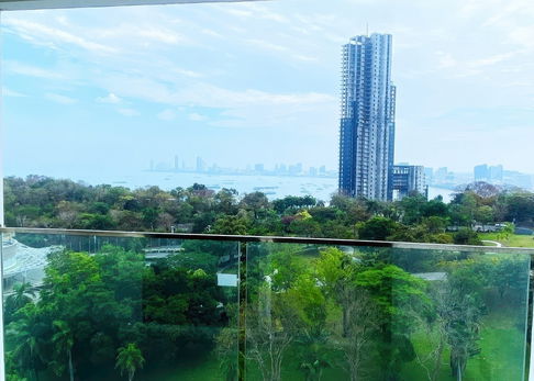 สกาย เรสซิเดนซ์ พัทยา: คอนโด 2 ห้องนอน วิวทะเล – โควตาต่างชาติ (FQ)