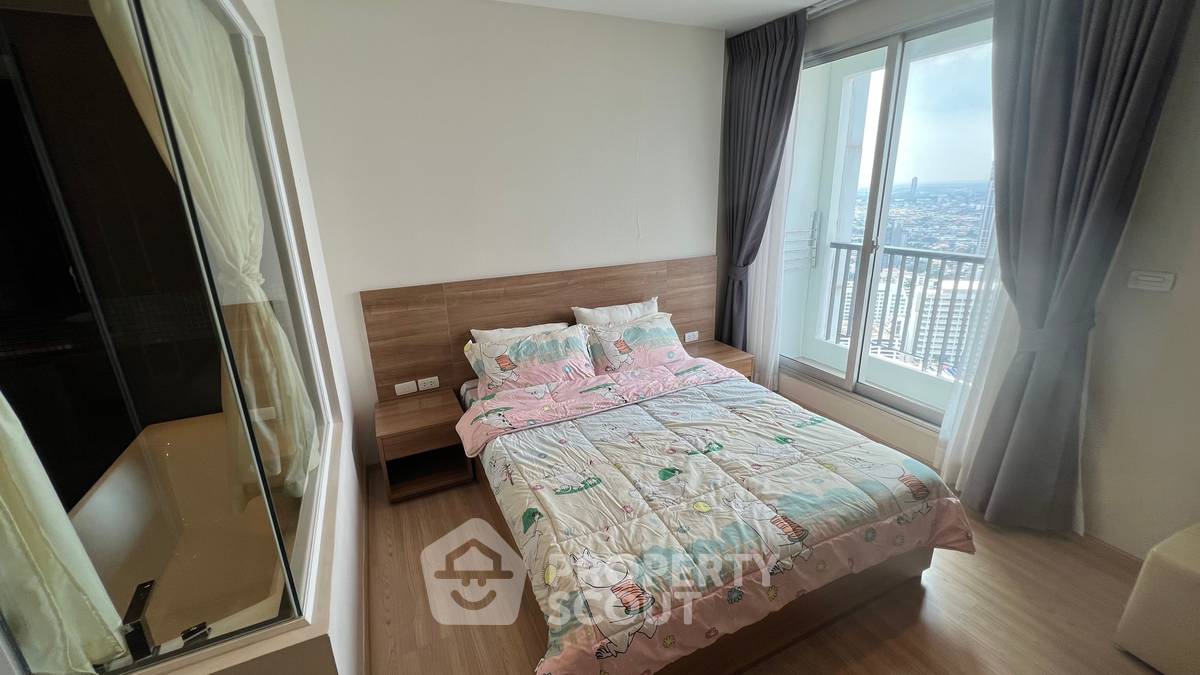 รูป คอนโด 1-ห้องนอน ที่ ริธึ่ม สาทร ใกล้ BTS สะพานตากสิน (ID 1491681) - รูปที่ 2/9