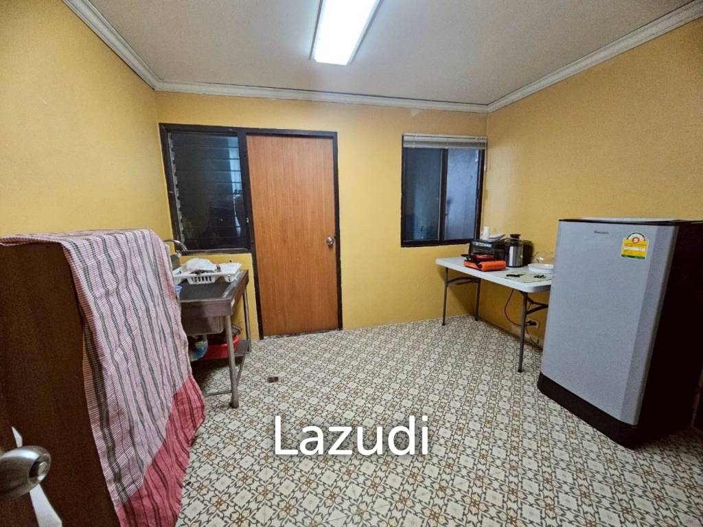 picture 3 Bedroom 4 Bathroom 195 Sq.m Baan Prompong - 12/17