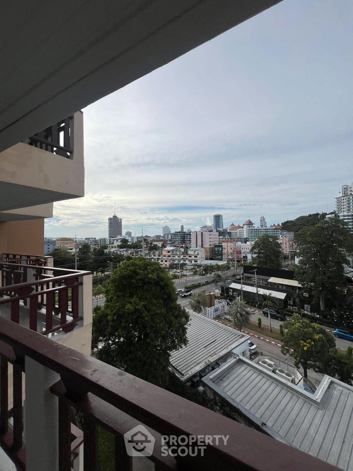 picture 3-BR Condo at Royal Hill Resort Condominium close to Pattaya South (ID 2310390) - 1/20
