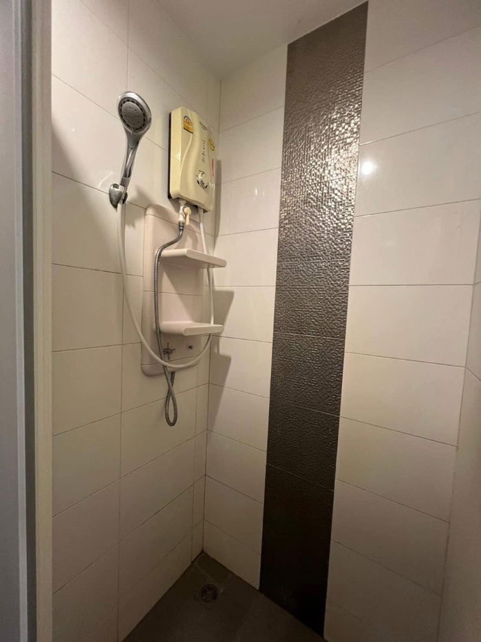 picture BTS Ekkamai 800 m.  Price  13,000 Baht Condo Aspire Rama 4 ( Rental ) - 13/17