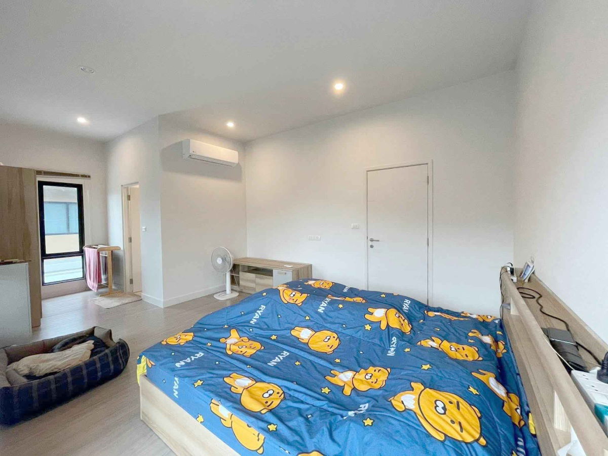 picture Two-story detached house for rent, corner unit, Saransiri Village, Rangsit - 16/23