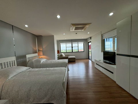 #st20530 ให้เช่า  ริเวอร์ไรน์เพลส โฮเทล แอนด์ เรสซิเดนซ์