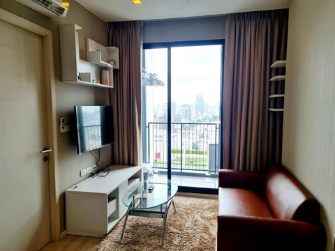 🟢Condo For Rent 🟢Quinn Ratchada 17 MRT Sutthisarn Fully-Furnished 1 bedroom 1 bathroom HOT!!