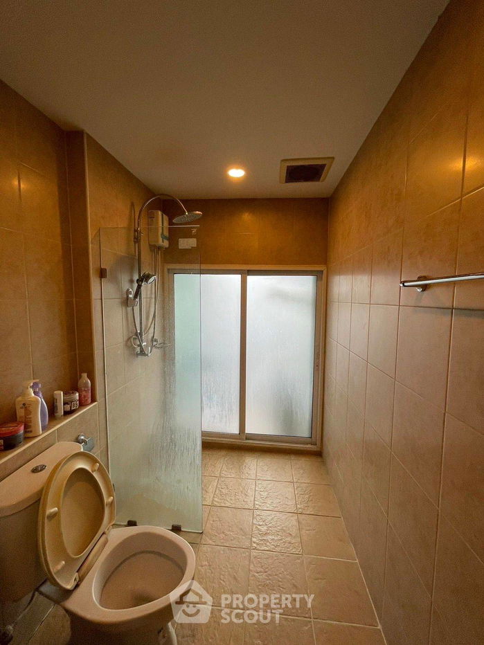 picture 1-BR Condo at Parksiri Condo Bang Saen in Saen Suk (ID 1487838) - 9/11