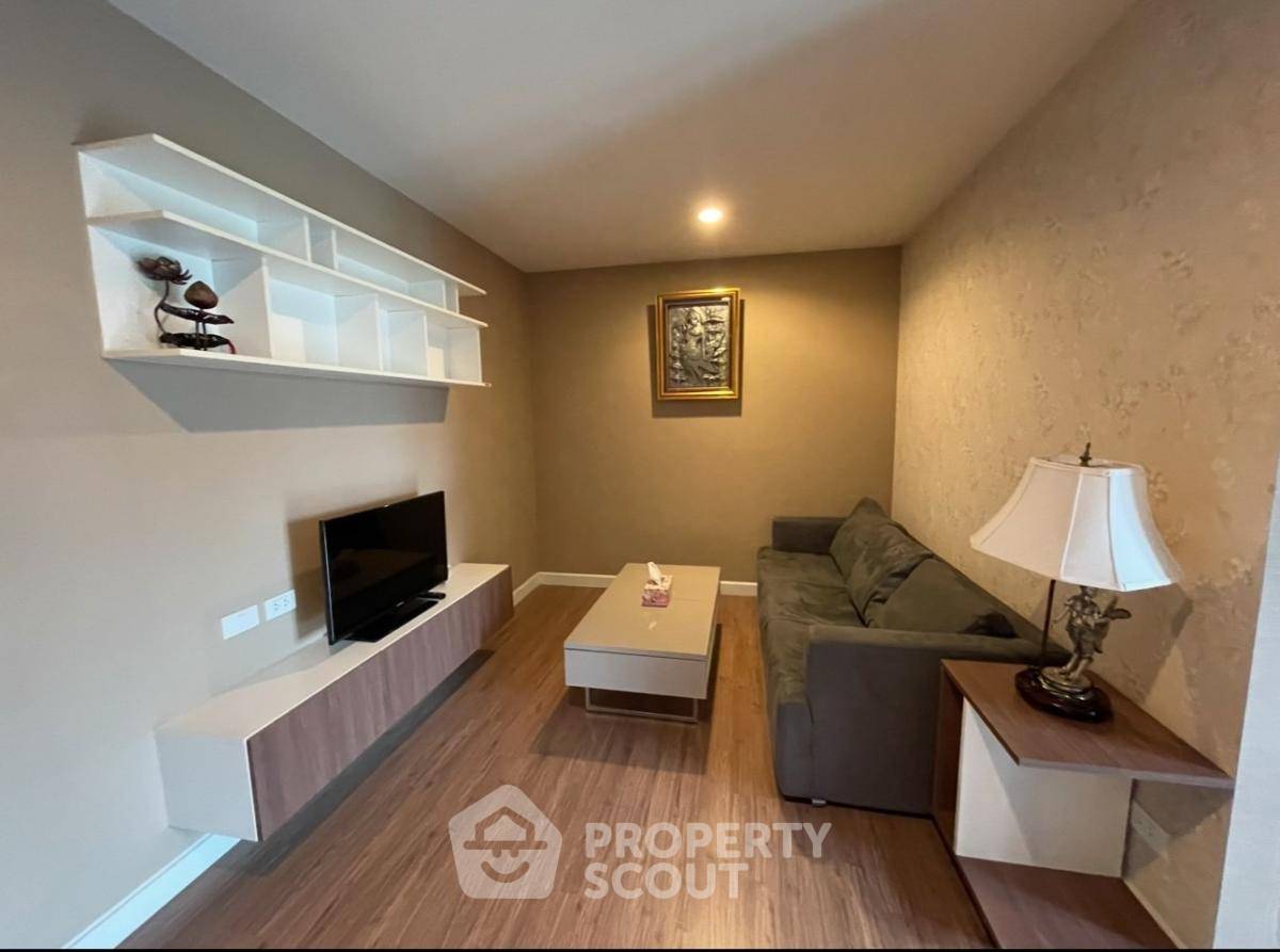 picture 2-BR Condo at Hallmark Ngam Wong Wan near MRT Ministry of Public Health (ID 1991449) - 2/14