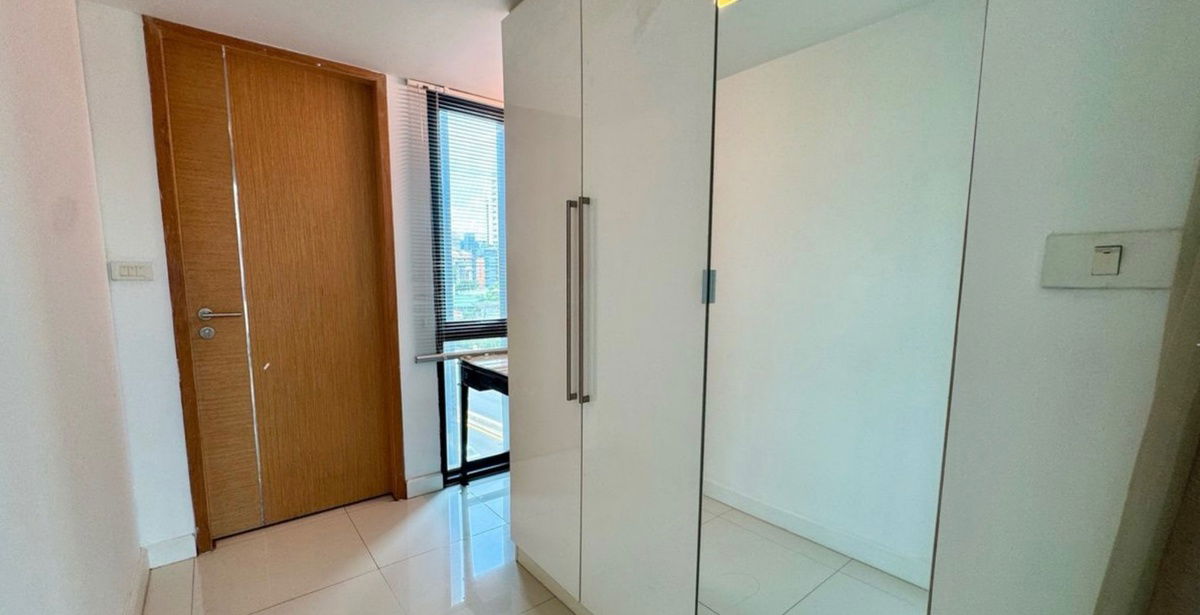 picture For rent: Socio Ruamrudee, beautiful, fully furnished, near BTS Nana. Interested, add Line @841qqlnr - 9/16
