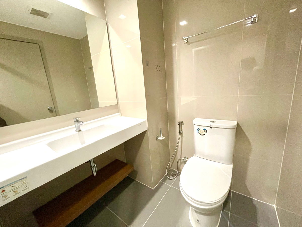 รูป ขายคอนโดไอดีโอ สุขุมวิท 93 Ideo Sukhumvit Condo ใกล้ BTS บางจาก พร้อมเฟอร์และเครื่องใช้ไฟฟ้า Line: bmmiu - รูปที่ 8/14