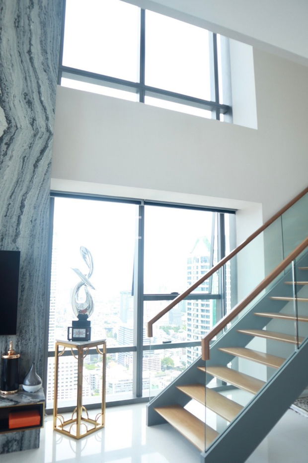picture Duplex Luxury Style 1 Bed 2 Baths 120.52 sq.m. High Fl. 40+ Good Location Next to BTS Surasak 50 m. at The Bangkok Sathorn Condo / For Sale - 8/11
