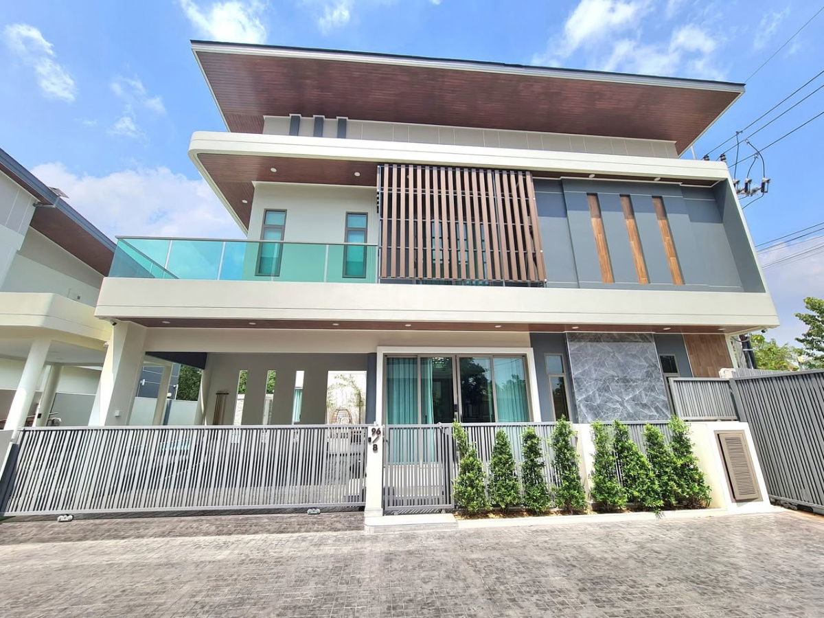 picture Modern 5 BR Luxury Pool Villa near Mabprachan Lake | Pattaya - 4/44