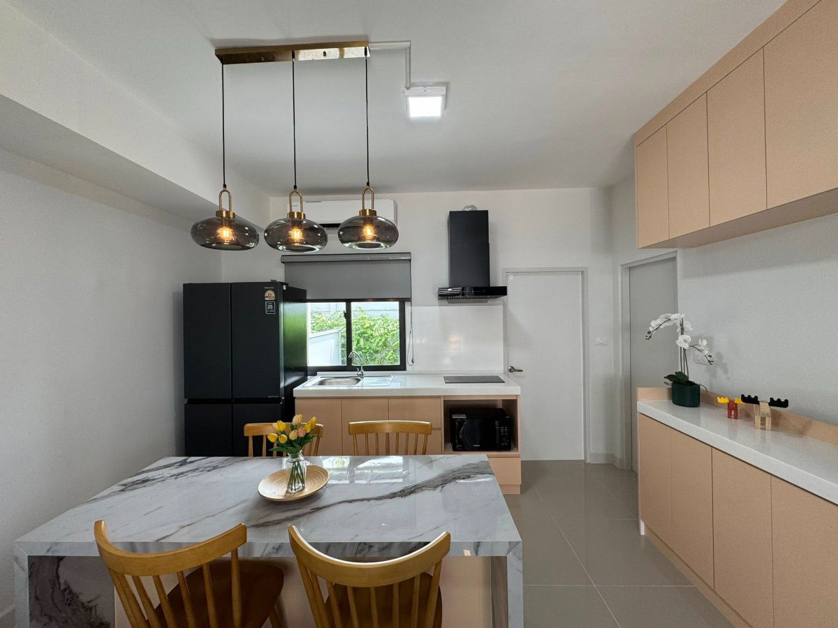 picture 🏡 Townhome for rent 📍 Next to Mega Bangna 💰 Rent 37,000 baht/month  - 2/19