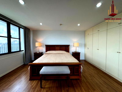 Condos for rent Nonthaburi : ✨ For Rent: Riverine Place Condo ✨    💰 Only 57,000 THB/month