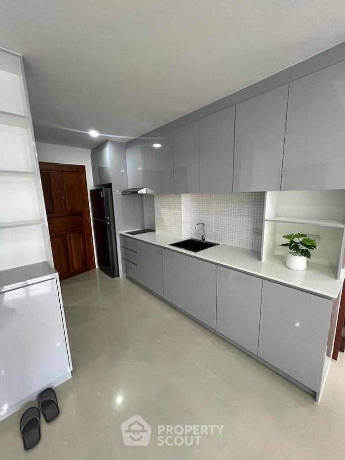picture 3-BR Condo at Royal Hill Resort Condominium close to Pattaya South (ID 2310390) - 11/20