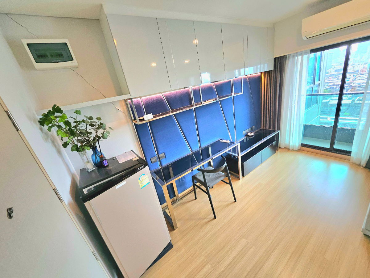 picture Lumpini suite Din Daeng for rent 24sq.m. ready to move in - 1/21