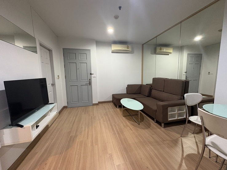 picture Condo for Rent: Life @ Ratchada-Huai Khwang - 2/17