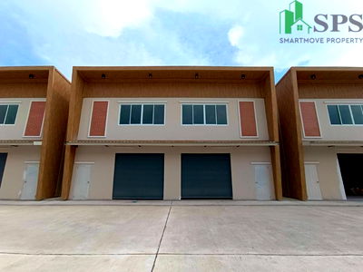 Office for rent : Office + Warehouse for rent, near the Yellow Line Si Nut Station only 800 m. (SPSAD2895)