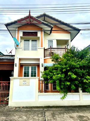 เช่าบ้านแฝด ลำลูกกา ปทุมธานี : บ้านว่างให้เช่า ฟ้าปิยรมย์ ลำลูกกา คลอง 6(เฟส7)🛌 3 ห้องนอน 🚻 2 ห้องน้ำ ❄️แอร์ 3 ตัว