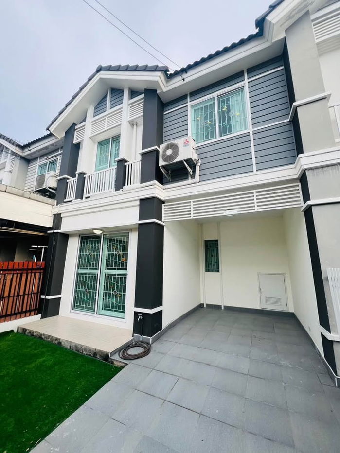 picture Townhouse for rent, Pruksa Ville Village, Ramkhamhaeng 50, with air conditioning and furniture, ready to move in - 10/16