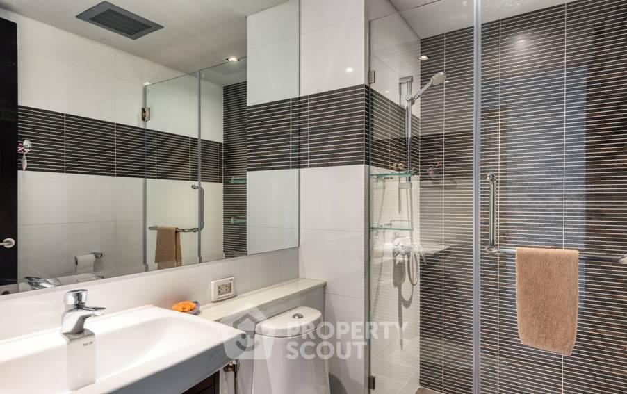 picture 3-BR Condo at Fullerton Sukhumvit near BTS Ekkamai (ID 772351) - 24/26