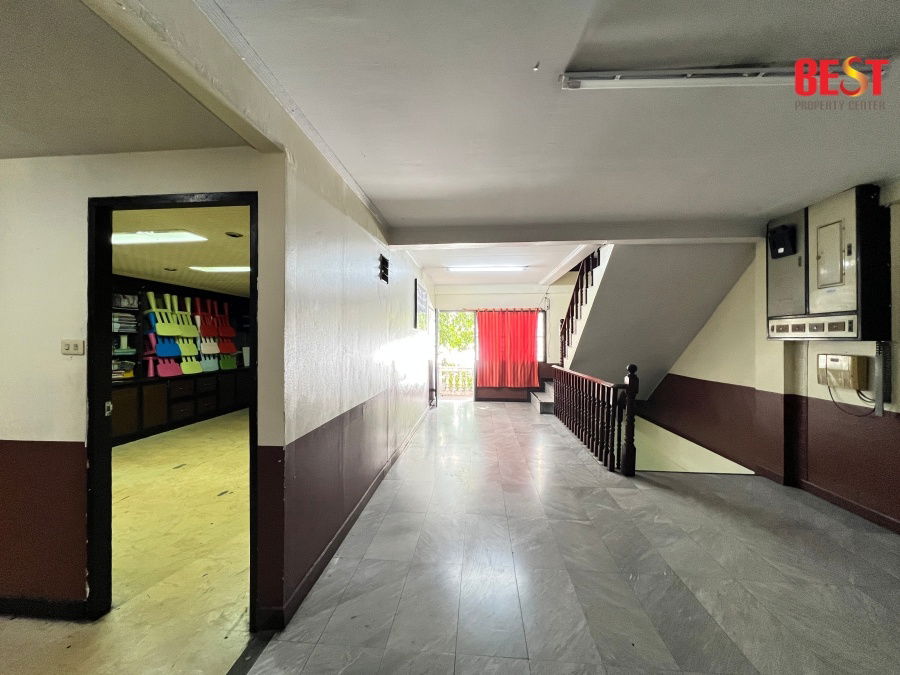 picture For Sale - 2 Adjacent Shophouses on Main Ladprao Road – High-Potential Location - 5/13