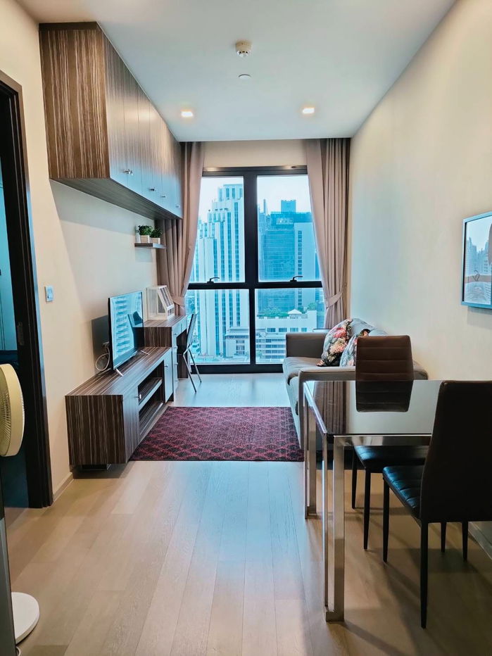 picture Ashton Asoke for rent, City view on 23rd floor - 1/11
