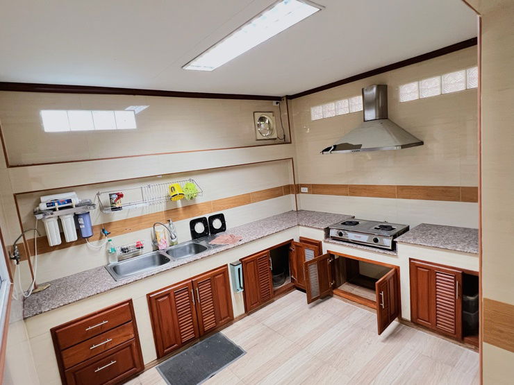 picture Large Renovated Detached House for Sale – Tawee Thong 3, Phetkasem 69 - 4/10