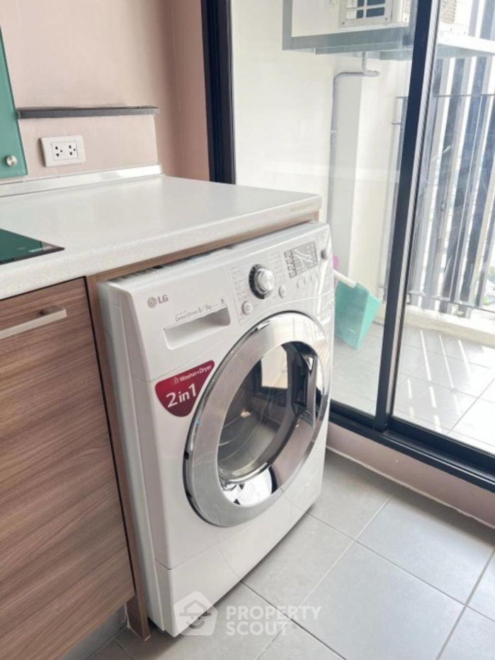 picture 1-BR Condo at The Tree Interchange near MRT Bang Pho (ID 1400186) - 11/15