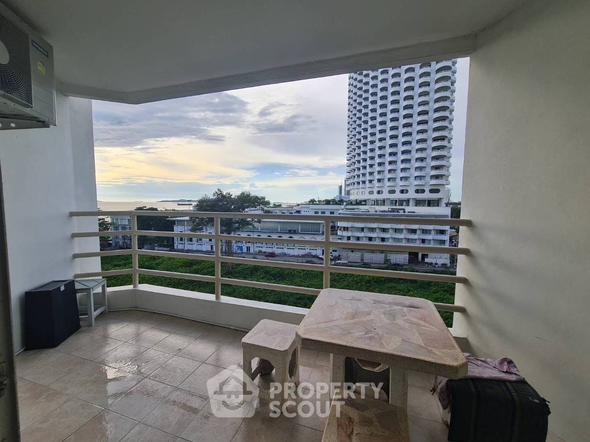 picture 1-BR Condo at View Talay 8 Condominium Jomtien close to Jomtien Beach (ID 2309322) - 12/12