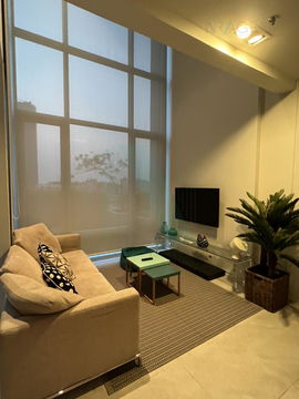 For rent, Villa Ratchathewi, Duplex 1 bedroom, Floor 7-8, Building A, near BTS Ratchathewi.