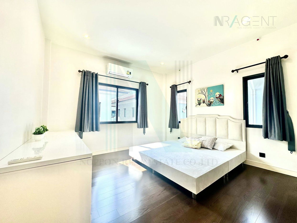 picture For Rent 2-story House SETTHASIRI KRUNGTHEP KREETHA 4 bedroom 4 bathroom - 5/8