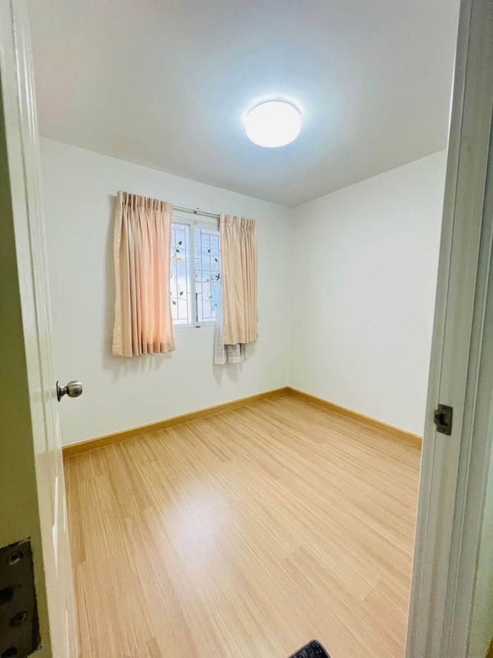 picture Townhouse for rent, Pruksa Ville Village, Ramkhamhaeng 50, with air conditioning and furniture, ready to move in - 5/16
