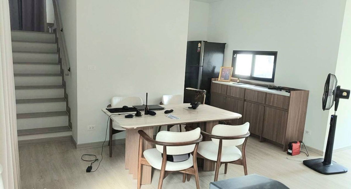 รูป 🏡😊 ให้เช่าบ้าน สราญสิริ รามคำแหง พร้อมเข้าอยู่ - รูปที่ 4/7